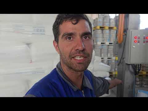 Видео: Корхонаи истеҳсоли қубурҳои пластикӣ дар ш. Исфаҳони Эрон.
