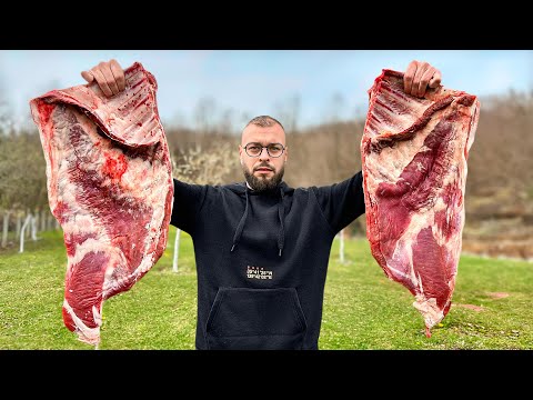 Видео: Говяжьи ребрышки, зажаренные на вертеле 3 часа, самые сочные ребрышки на свете.