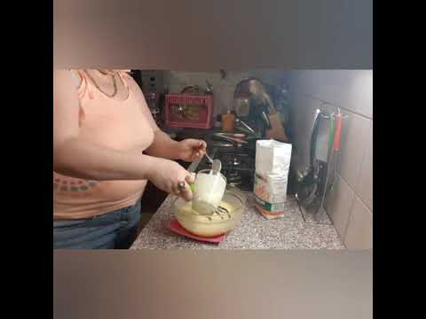 Видео: Прасковки с карамелен пълнеж