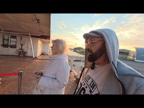 Видео: Вечерняя прогулка, причал, Ладога, теплоход Николай Чернышевский, компания Водоход, РФ, 07.06.2025