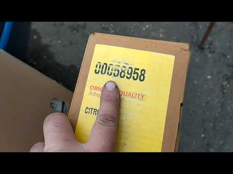 Видео: Радиаторы и подкапотка Пежо 806 (Replacement of Radiators for Peugeot 806)