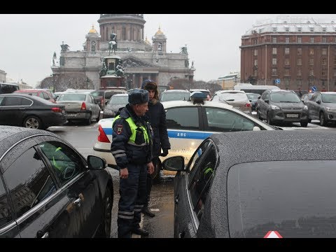 Видео: Санкт-Петербург. Присутствие полиции на автодороге Законодательного собрания запрещено?!