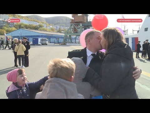 Видео: Встреча  кораблей
