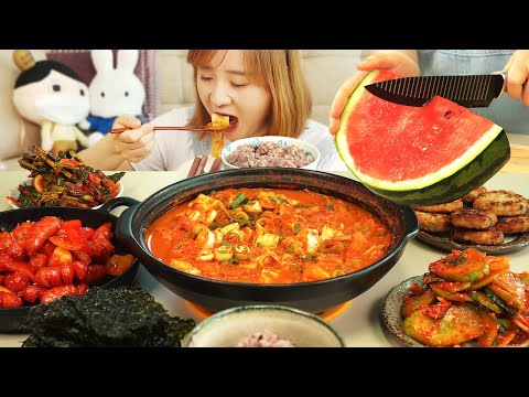Видео: Приготовление МУКБАНГ :) домашний cheonggukjang, жареные овощные колбасы, салат из огурцов).