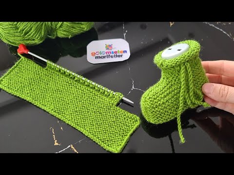 Видео: Как связать легкие пинетки для новорожденного ✅