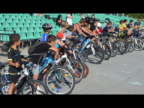 Видео: Състезание с велосипеди в Тополовград