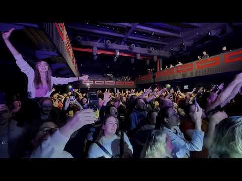 Видео: Про друзей. КИРПИЧИ