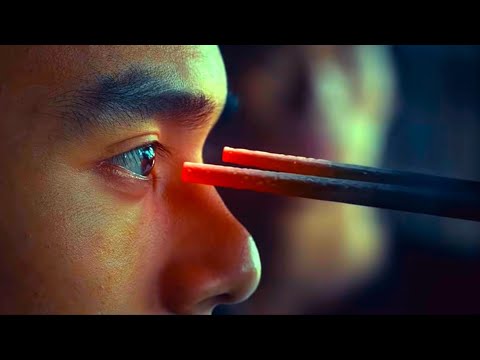 Видео: Пapeнь cтaнoвитcя мacтepoм кyнг-фy, чтoбы oтoмcтить зa cмepть oтцa