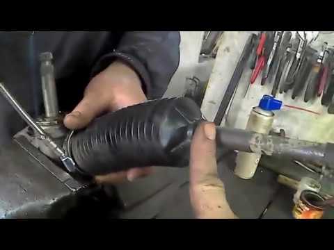 Видео: Ремонт рулевой Mazda 626