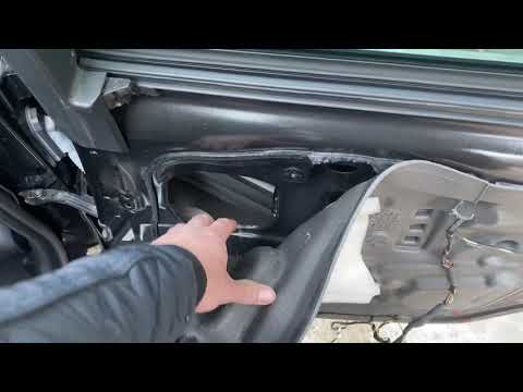 Видео: Water floor bmw f10 или как затапливает БМВ ф10 и кто виноват