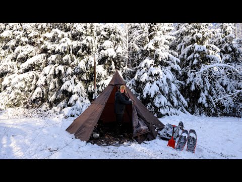 Видео: -32°C экстремально холодный одиночный кемпинг с горячей палаткой — почти застрял