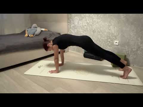 Видео: Мягкая йога - пилатес практика от отеков