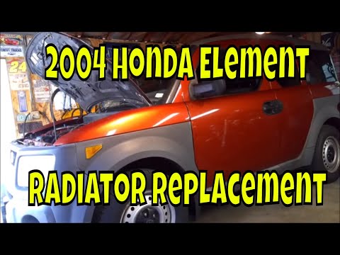 Видео: Замена радиатора Honda Element 2004 года