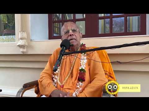 Видео: Гопал Кришна Госвами - 57 лет ИСКОН