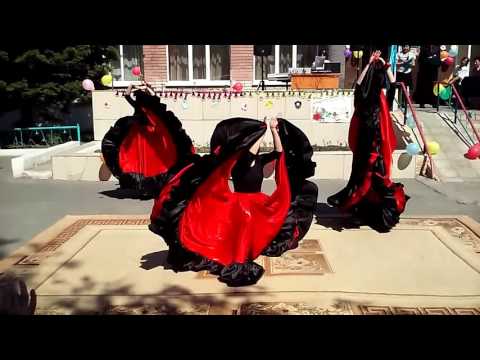 Видео: Девочки из детского дома классно танцуют испанский