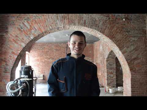 Видео: Реставрация стен из старого кирпича на Невском проспекте