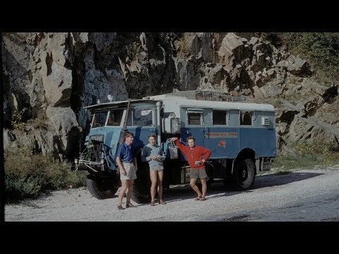 Видео: Пересечение Африки и Сахары на грузовике