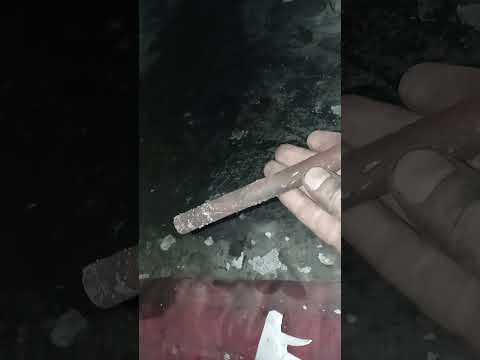 Видео: Как выбить закисший болт нижнего рычага передней балки нива