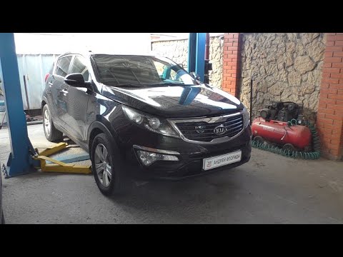 Видео: Замена прокладки крышки клапанов на KIA Sportage 2,0 Киа Спортейдж 2012 года
