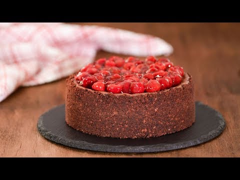 Видео: Шоколадный чизкейк с вишней