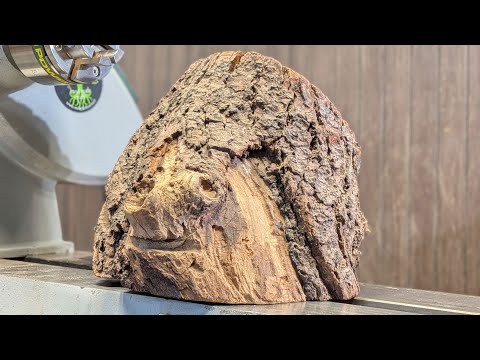 Видео: Этот уродливый дуб скрывает внутри прекрасный секрет – Обработка состаренного дуба