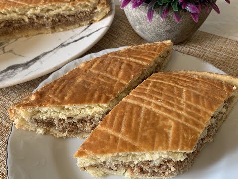 Видео: ВКУСНЫЙ и АРОМАТНЫЙ ПИРОГ С ОРЕХОВОЙ НАЧИНКОЙ/ Быстрое тесто на сметане