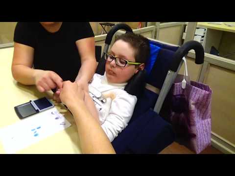 Видео: "МАСТЕРСЛАВЛЬ" Мама в тюрьме, а Виталик берёт отпечатки пальцев)))