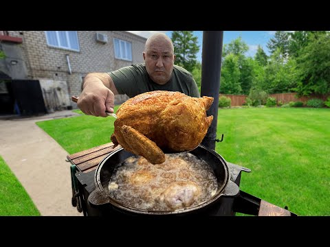 Видео: Курица в раскалённом масле в казане на костре