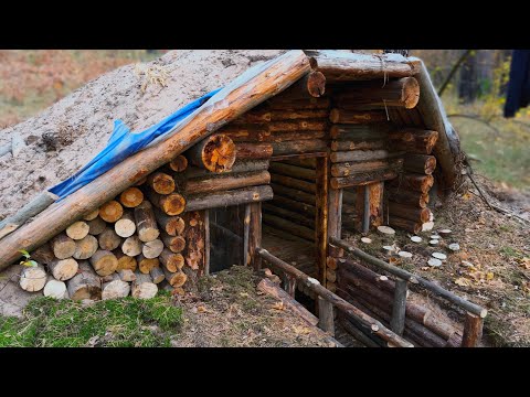 Видео: НАГЛЫЕ ГОСТИ пришли в ЗЕМЛЯНКУ и уничтожили СЕЛЯНКУ | ЧТО ДЕЛАТЬ?