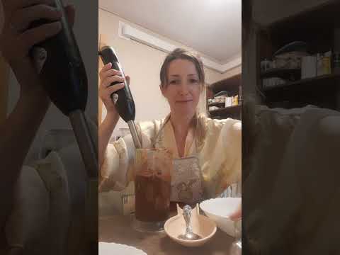 Видео: Вкуснейшее смузи из фруктов,зелени,семян и семечек.