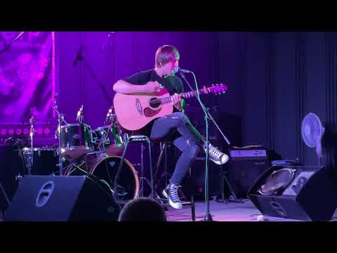 Видео: Денис Михайлов (Обе-Рек) - Понеслась жизнь