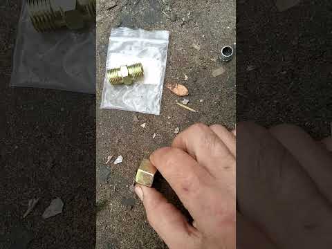 Видео: Ремонт трубки высокого давления за копейки.