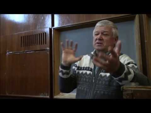 Видео: Пчеловодство.Помощь слабым семьям во время зимовки.