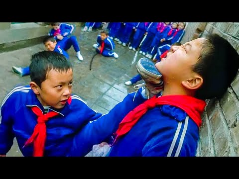 Видео: Хулиганы Не Знали, Что Он - Сын Гангстера