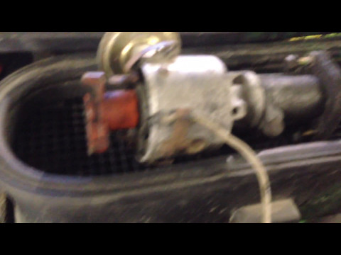 Видео: Škoda Felicia замена цепи грм