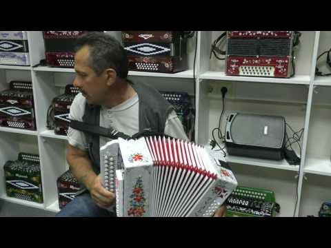 Видео: Передача #4 Виктор гармонист-фермер из Орла. Душевная игра.