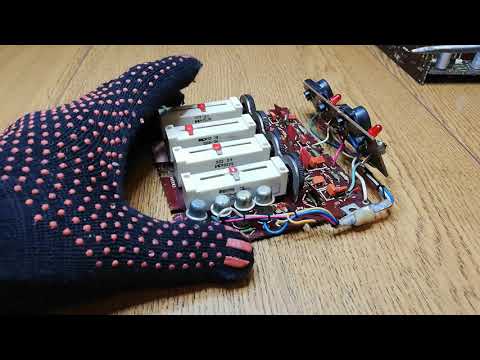 Видео: Магниторадиола РОМАНТИКА-112-стерео.  Ищем самый медный магнитофон. Разбор в поисках клада.