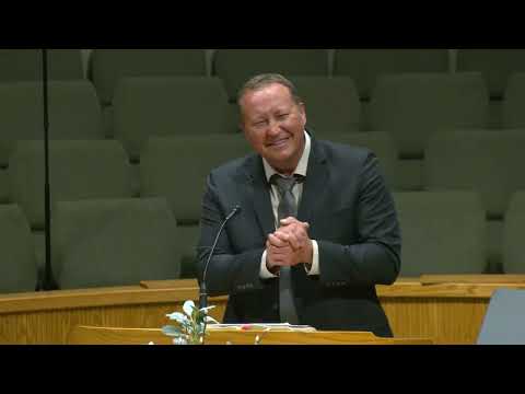 Видео: “Бог смотрит на наши сердца” - Проповедь Александр Кощук