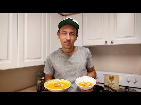 Видео: Смачний борщ та пиріг з капустою та грибами.