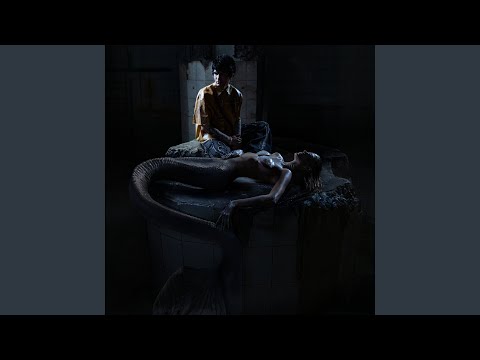 Видео: На светофоре