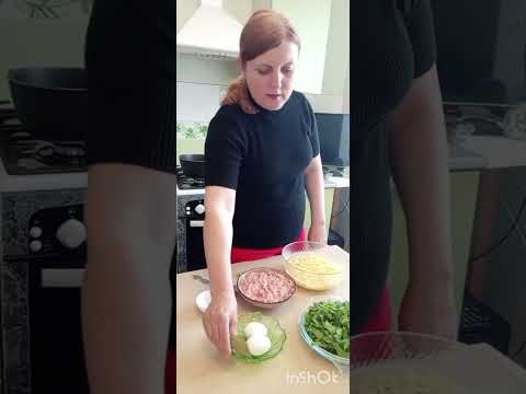 Видео: Супчик из щавеля и фрикаделек