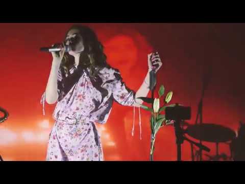 Видео: ЛУНА - Спящая красавица, One Love Fest Севкабель, 03.01.2019 Санкт-Петербург