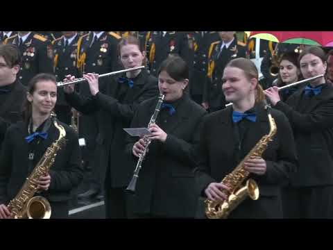 Видео: Марш парад и дефиле.