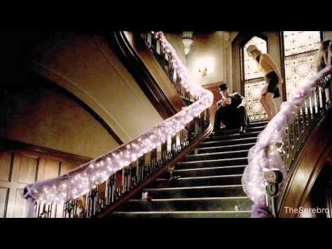 Видео: Tyler & Caroline || Поломанные