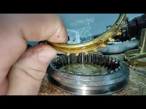 Видео: МТ-75.МКПП Транзит 2.5. Найдены причины поломки.