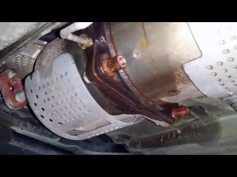 Видео: Пежо 307СС. Демонтаж промывка и монтаж фильтра ФАП. Peugeot 307 CC FAP filter flushing.