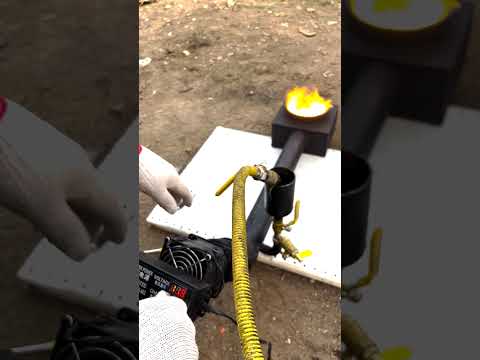 Видео: ГОРЕЛКА НА ОТРАБОТАННОМ МАСЛЕ И НА ГАЗЕ