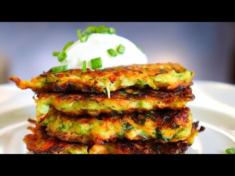 Видео: Kюфтета от тиквички. Хрупкави отвън, нежни и сочни отвътре.Най-вкусните кюфтета 🥒🥕🌿
