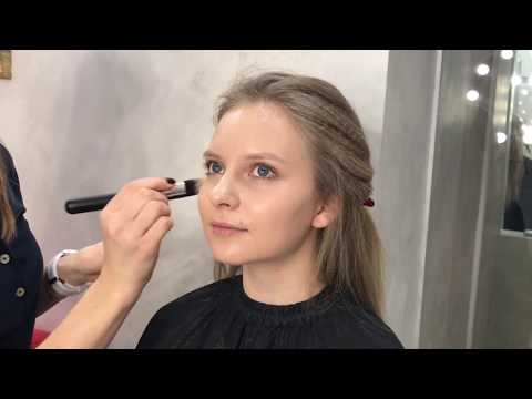 Видео: Макияж вечерний, стилист Констанция Бузунова, школа ШТЭРН, Екатеринбург.