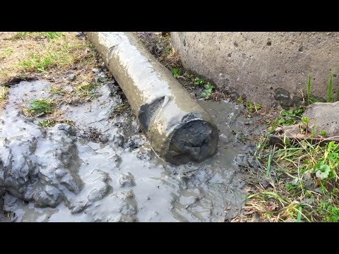 Видео: Колодец 2. Желонка. Углубление дачного колодца.